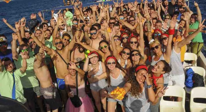 Barco Día 01-07-17 Despedidas Tarragona