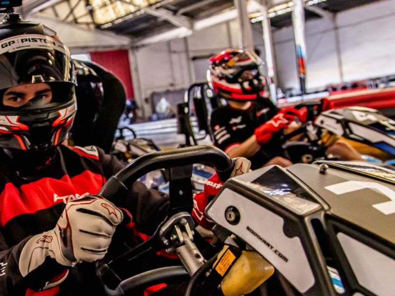 Karting Salou | Despedidas de Soltero/a Salou - La Millor Farra Mini GP Tarraco Karting