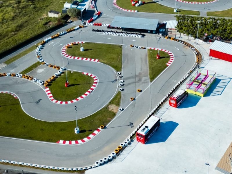Karting Salou | Despedidas de Soltero/a Salou - La Millor Farra Grand Race Karting Salou